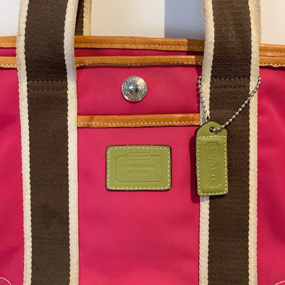 Coach tote - Picture 2 of 5